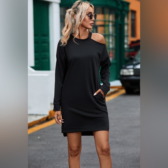 Firefly Lane Boutique1 Dresses & Skirts - Midnight Chic T-Shirt Dress with Pockets